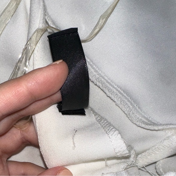 NWOT Crystal Sky White Romper Sz. M - Picture 8 of 8